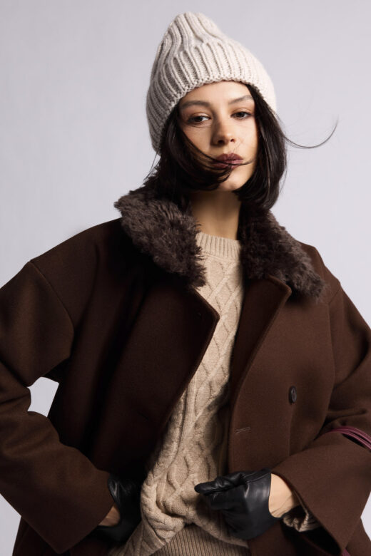 Шапка вязаная: Н186 (Светло-бежевый-6)