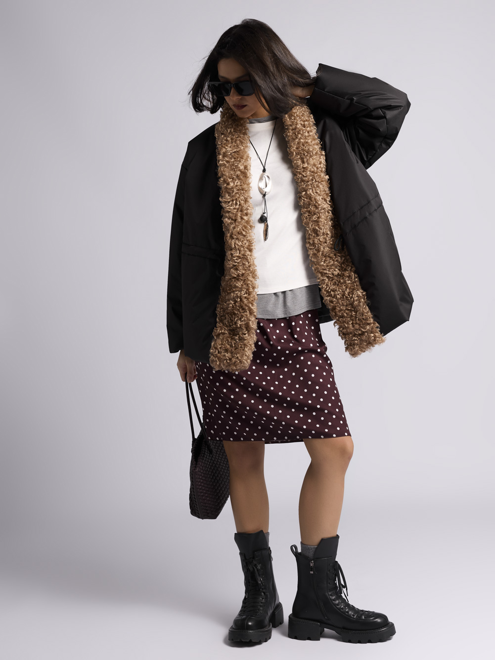 Куртка: В243-7-43 (Черный с рыжим мехом)